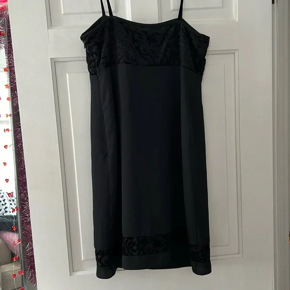 Vintage Y2K Mini Dress - Picture 3 of 5